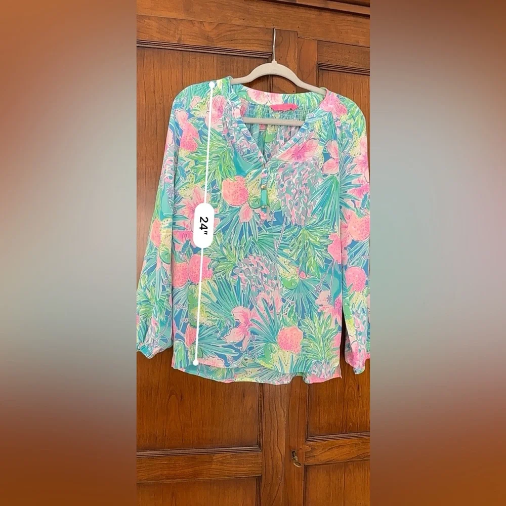 Shell-Button Tunic - Picture 3 of 5